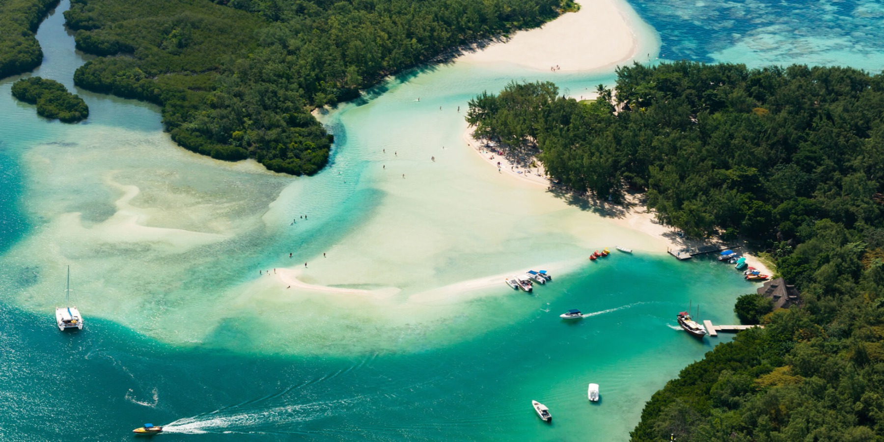 Boat Transfer to Ile Aux Cerfs